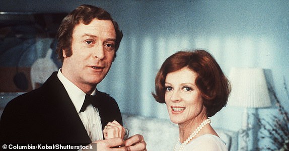 Editorial use only. No book cover usage. Mandatory Credit: Photo by Columbia/Kobal/Shutterstock (5879014f) Michael Caine, Maggie Smith California Suite - 1978 Director: Herbert Ross Columbia USA Scene Still Comedy California Hôtel