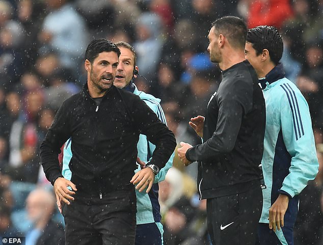 Arteta was left incensed after seeing Arsenal suffer a second red card for the same offense this season