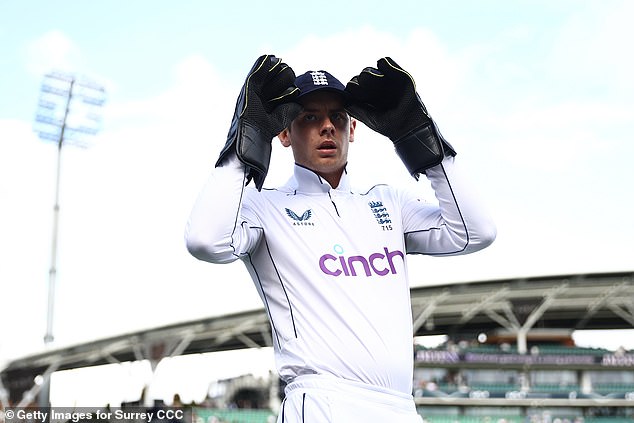 Jamie Smith looked a natural on both sides of the stumps, ending the Bairstow v Foakes debate