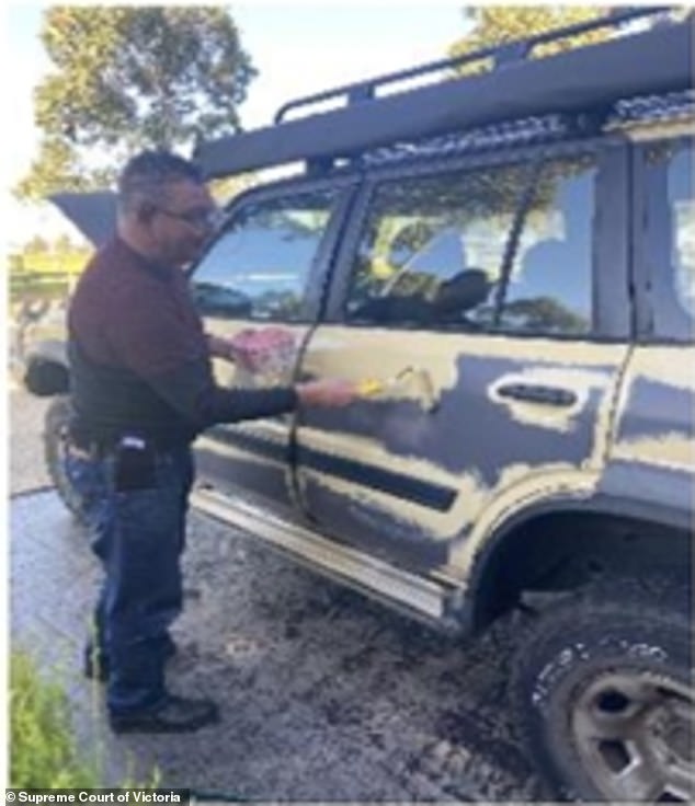 Greg Lynn was pictured changing the colour of his 4WD