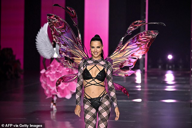 Adriana commanded the runway