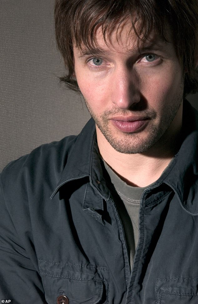 Singer James Blunt was a Captain in the army under the commander of Gen Sir Mike in Kosovo and also refused to engage the Russians