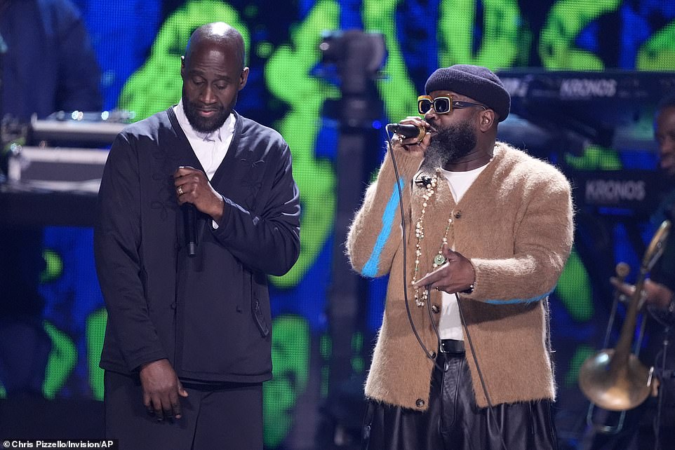 Mercer was also joined by Black Thought amid the tribute set at the star-studded ceremony