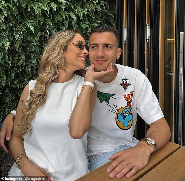 Claudia Pinto is the fiancee of Diogo Dalot and the couple became parents in late 2023