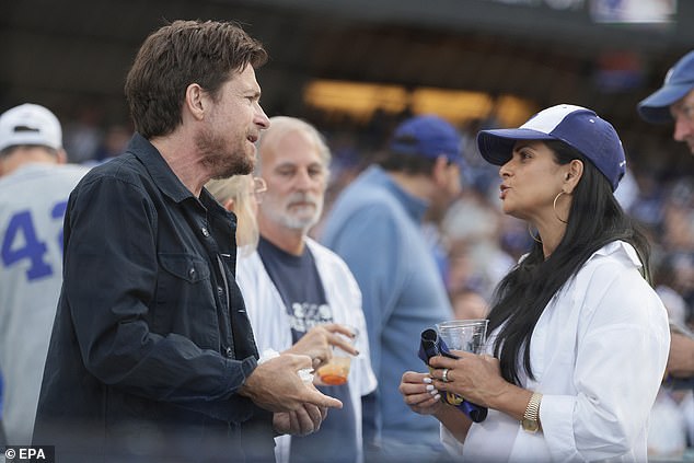 Jason Bateman enjoyed back-to-back games as he returned to Dodger stadium after Game 1