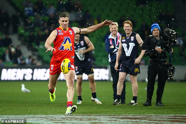 The Richmond legend (pictured left during an AFL all stars match) dropped another clanger when he posted the footage to X