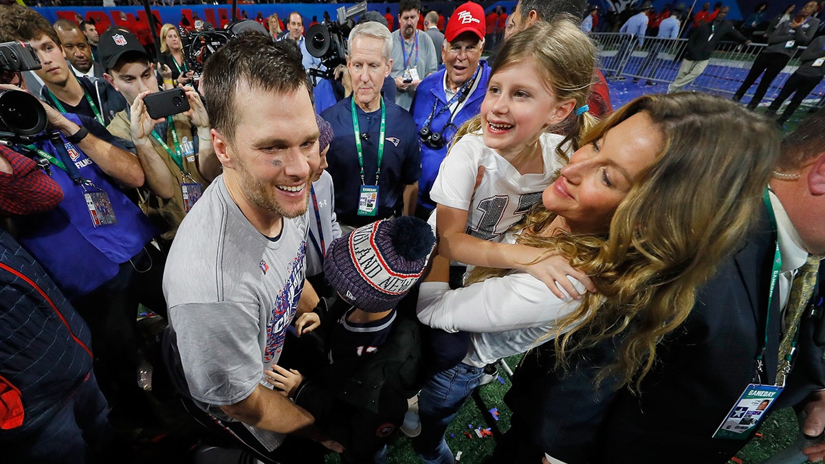 tom brady, gisele bundchen and kids celebrate at super bowl