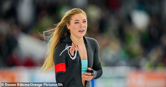 Mandatory Credit: Photo by Douwe Bijlsma/Orange Pictures/Shutterstock (14886962cf) Jutta Leerdam competing on the 500 m during the Speed Skating WCQT on November 9, 2024 in Heerenveen, Netherlands Speed Skating WCQT, Thialf, Heerenveen, Netherlands - 09 Nov 2024