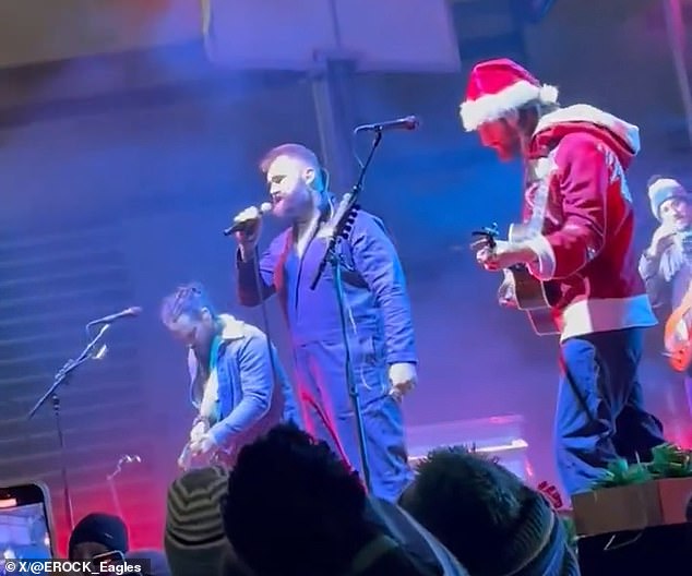 He was joined by Philadelphia band Mt. Joy singing a festive version of their song 'Astrovan'