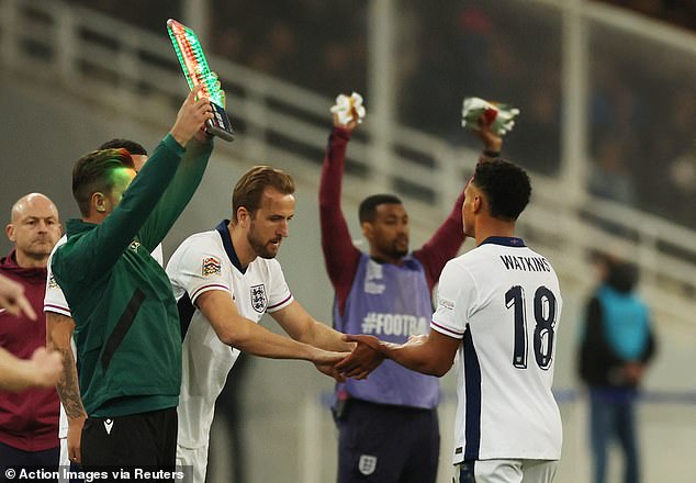 England would not be better off without Kane at the World Cup, but they need to see the old version of the striker - not the tired, sore, ponderous forward we are seeing more often