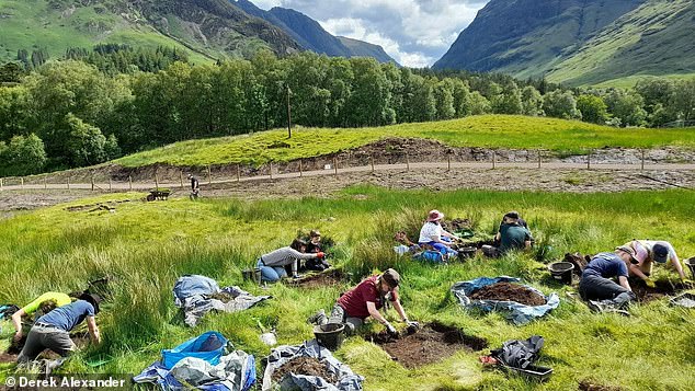 A team of archaeologists and students from the University of Glasgow, along with volunteers, have spent a second year digging in Glencoe in 2024. They aim to grow our understanding of the years leading up to the Glencoe Massacre in 1692