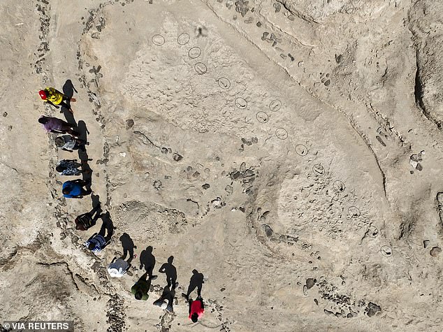 Whether the two individuals passed by the eastern side of Lake Turkana at the same time—or a day or two apart—they likely knew of each other's existence