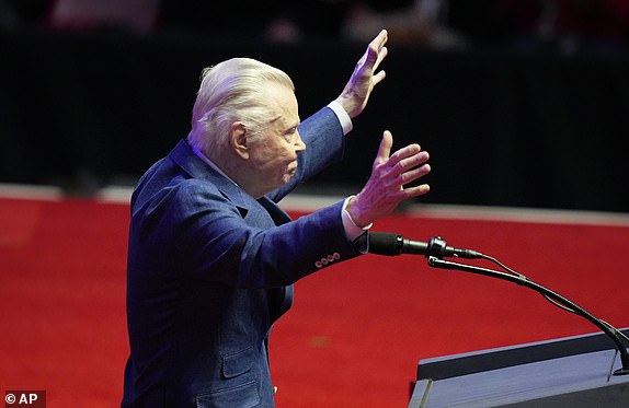 Jon Voight speaks before President-elect Donald Trump arrives at a rally ahead of the 60th Presidential Inauguration, Sunday, Jan. 19, 2025, in Washington. (AP Photo/Alex Brandon)