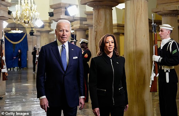 WASHINGTON, DC - JANUARY 20: U.S. President Joe Biden and U.S. Vice President Kamala Harris arrive prior to the inauguration of President-elect Donald Trump at the United States Capitol on January 20, 2025 in Washington, DC. Donald Trump takes office for his second term as the 47th President of the United States. (Photo by Melina Mara - Pool/Getty Images) *** BESTPIX ***