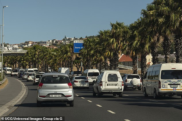 Heavy commuter traffic heading out of Cape Town along the N2 highway towards the airport