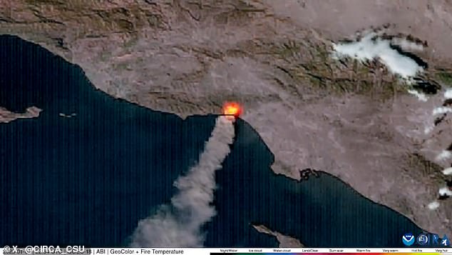 January 7, 14:54 local time: This satellite image captures the intense glow of the wildfire as it spread throughout the suburb, destroying more than 11,000 hectares by the afternoon of January 8