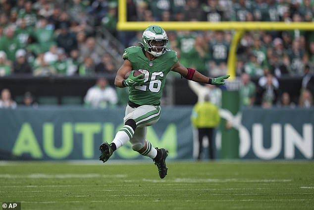 Philadelphia Eagles' Saquon Barkley plays during an NFL football game, Sunday, December 29