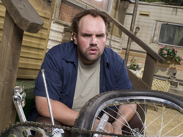 Ethan played Randy during his time on My Name Is Earl. The series ran from 2005¿2009; he is pictured in a still