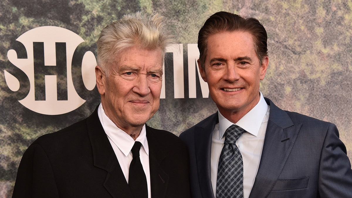 David Lynch and Kyle MacLachlan posing together